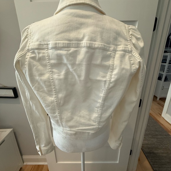 Lilly Pulitzer White Denim Jacket with Gold Buttons - Picture 5 of 8